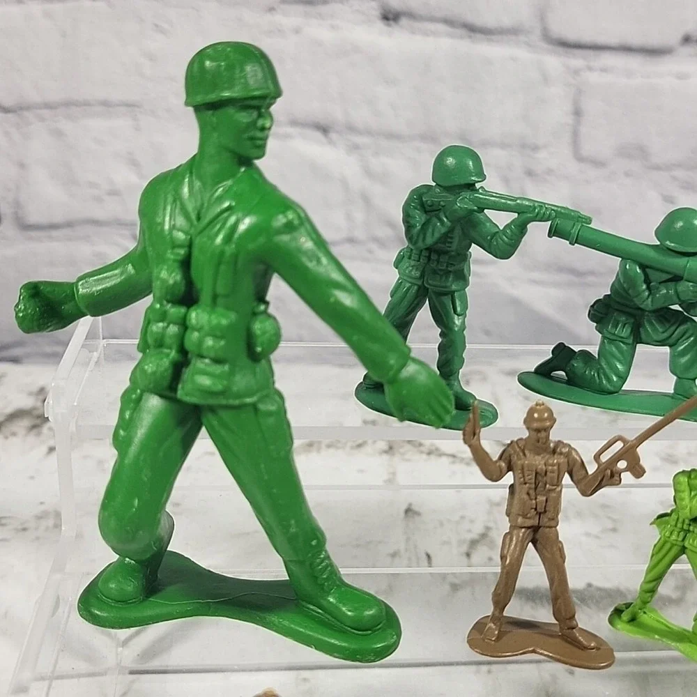 Toy‎ Soldiers Assorted Sizes and Colors Some Vintage Lot of 20